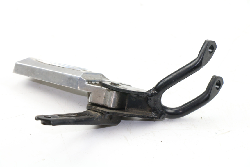 photo de CALE PIED ARRIERE GAUCHE HONDA PCX (JF47) 125 (2012 - 2013)