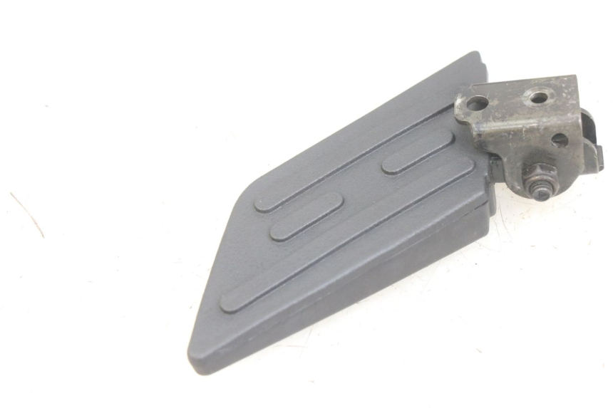 photo de CALE PIED ARRIERE GAUCHE PEUGEOT KISBEE 4T 50 (2010 - 2017)