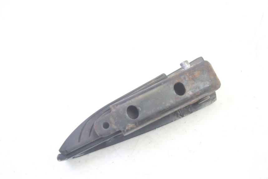 photo de CALE PIED ARRIERE GAUCHE PIAGGIO MP3 500 (2016 - 2018) - Gros plan technique