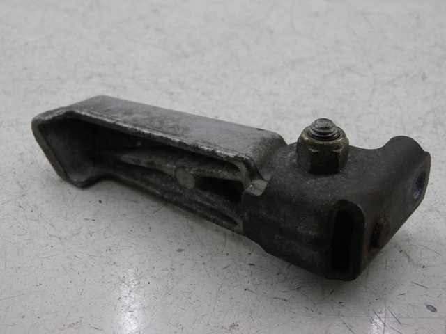 photo de CALE PIED ARRIERE GAUCHE PEUGEOT LUDIX 50 (2005 - 2007)