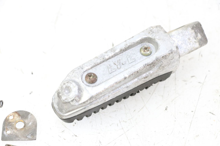 photo de CALE PIED ARRIERE GAUCHE MAG POWER R-STREET 50 (2016 - 2025)