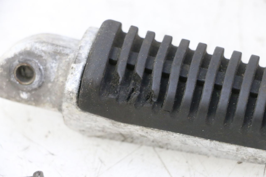 photo de CALE PIED ARRIERE GAUCHE MAG POWER R-STREET 50 (2016 - 2025)