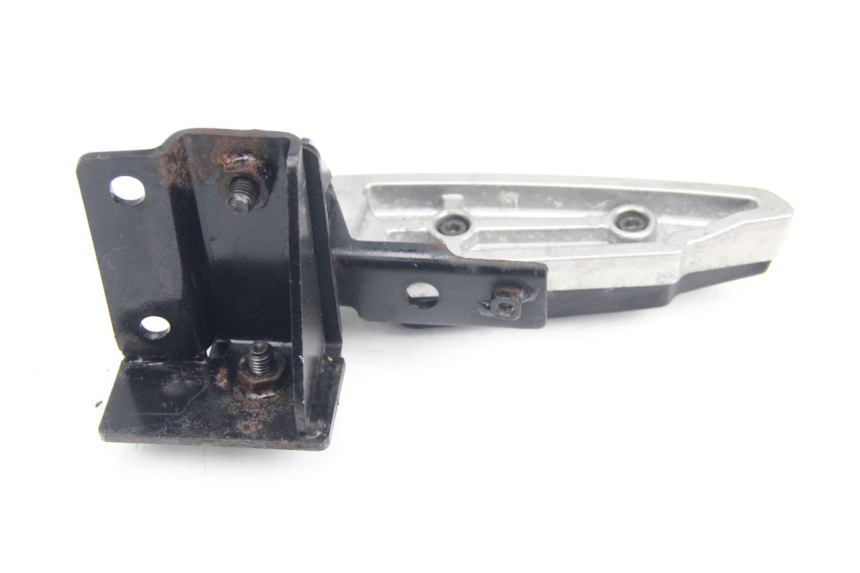 photo de CALE PIED ARRIERE GAUCHE PEUGEOT SATELIS 125 (2013 - 2018)