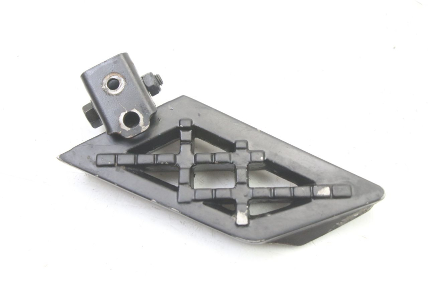 photo de CALE PIED ARRIERE GAUCHE PEUGEOT STREETZONE I 2T 50 (2018 - 2020)