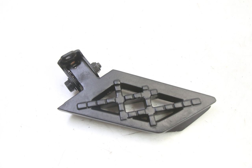 photo de CALE PIED ARRIERE GAUCHE PEUGEOT STREETZONE I 2T 50 (2018 - 2020)