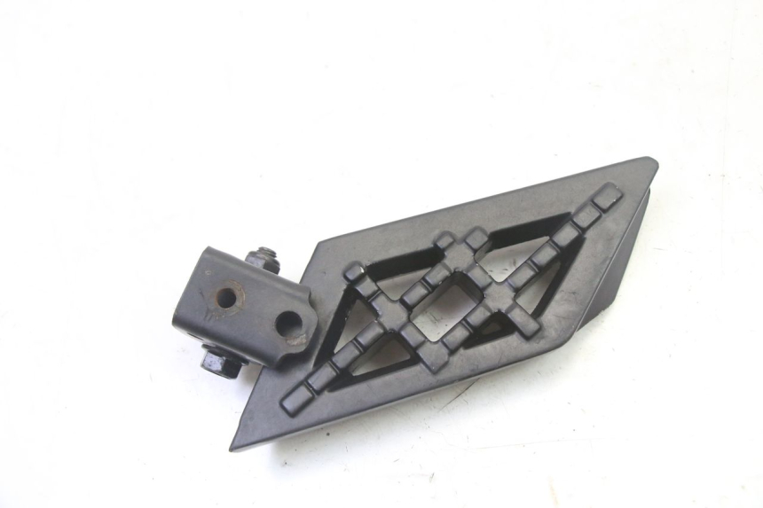 photo de CALE PIED ARRIERE GAUCHE PEUGEOT STREETZONE I 2T 50 (2018 - 2020)