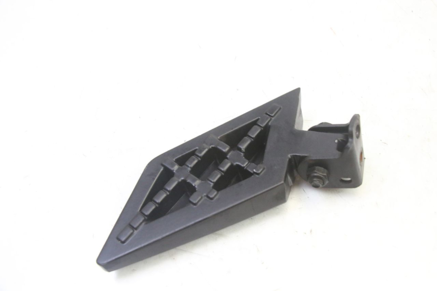 photo de CALE PIED ARRIERE GAUCHE PEUGEOT STREETZONE I 2T 50 (2018 - 2020)