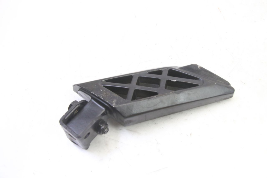 photo de CALE PIED ARRIERE GAUCHE PEUGEOT STREETZONE I 2T 50 (2018 - 2020)