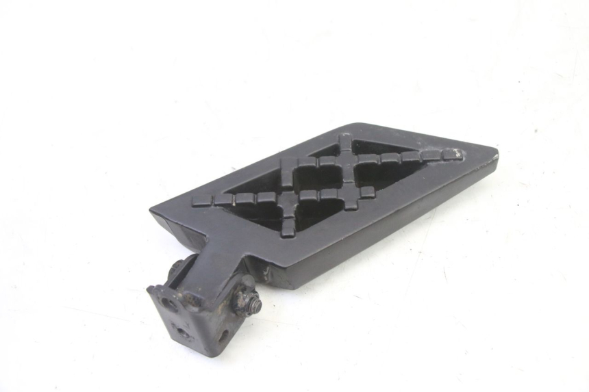 photo de CALE PIED ARRIERE GAUCHE PEUGEOT STREETZONE I NAKED 2T 50 (2018 - 2020)