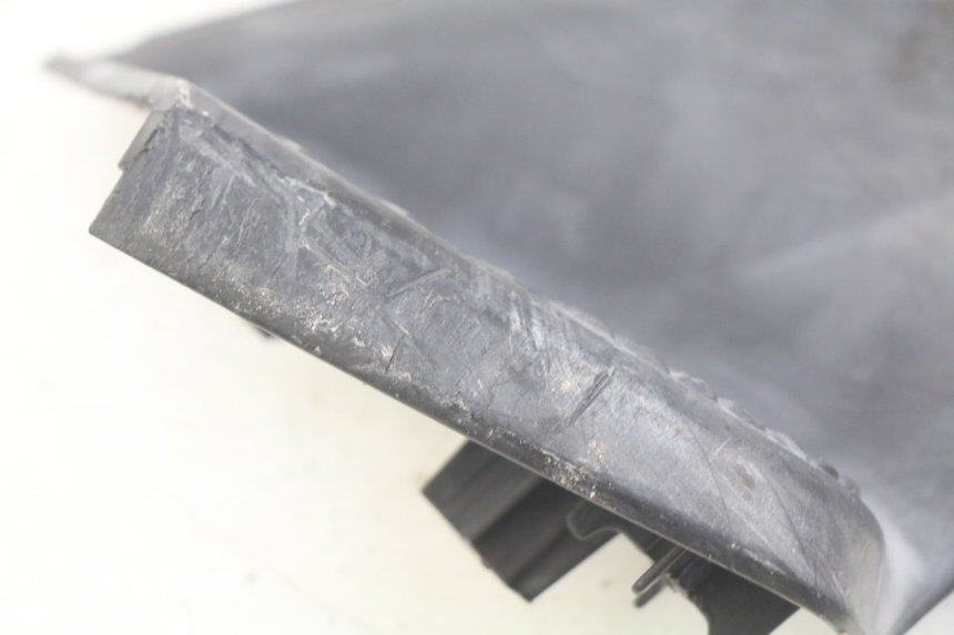 photo de CALE PIED ARRIERE GAUCHE MBK STUNT NAKED 50 (2004 - 2018)