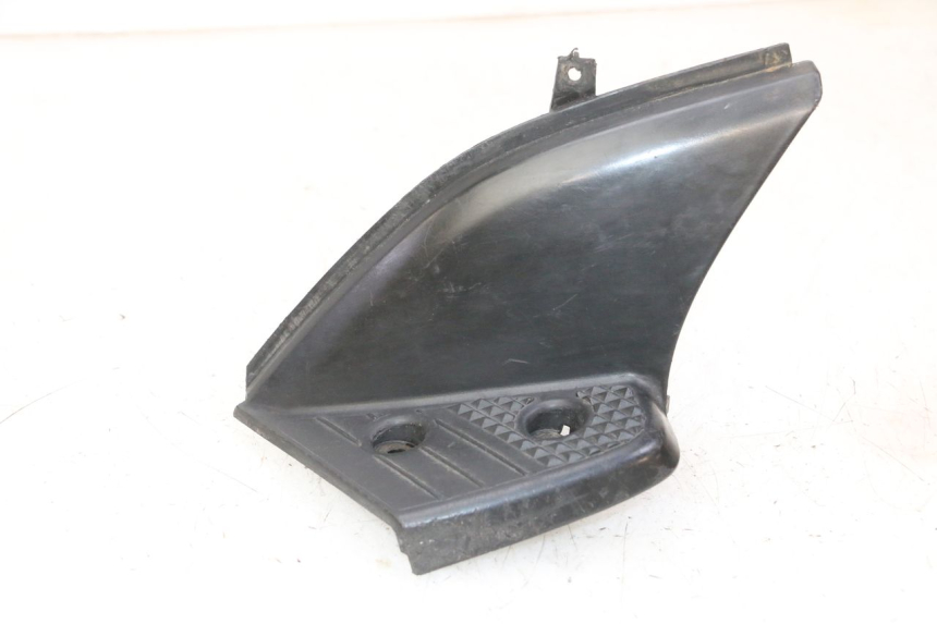 photo de CALE PIED ARRIERE GAUCHE MBK STUNT NAKED 50 (2004 - 2018)