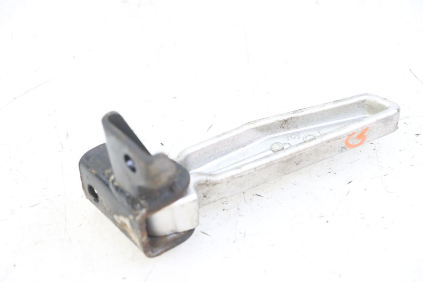 photo de CALE PIED ARRIERE GAUCHE PEUGEOT TWEET PRO CARGO 50 (2018 - 2020)