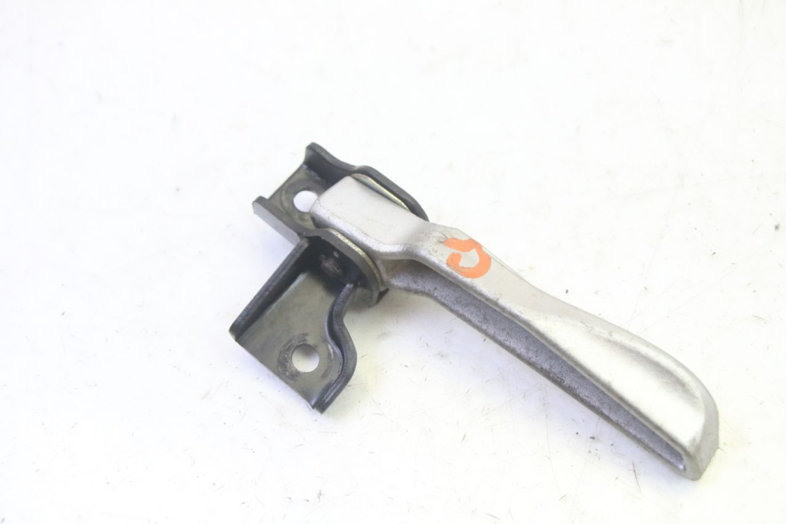 photo de CALE PIED ARRIERE GAUCHE PEUGEOT TWEET PRO EFI 4T 50 (2021 - 2022)