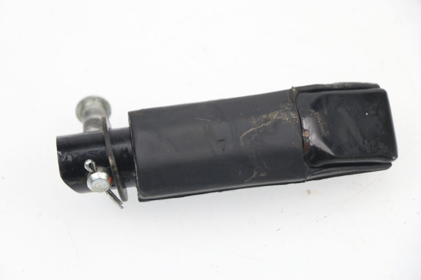 photo de CALE PIED ARRIERE GAUCHE HONDA XLV VARADERO 125 (2000 - 2006)