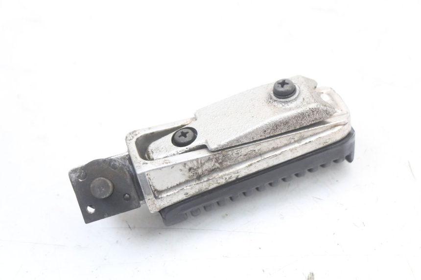 photo de CALE PIED ARRIERE GAUCHE YAMAHA XJ6 ABS 600 (2008 - 2016)