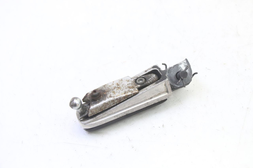 photo de CALE PIED AVANT DROIT YAMAHA FJR ABS 1300 (2006 - 2012)