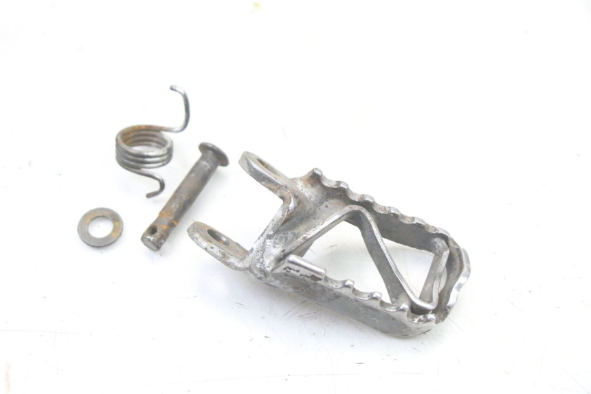 photo de CALE PIED AVANT DROIT HONDA CR 85 (2003 - 2007)