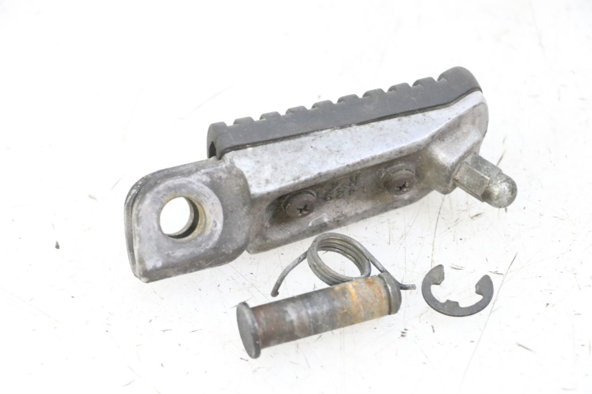 photo de CALE PIED AVANT DROIT KAWASAKI ZR7 ZR-7 S 750 (1999 - 2004)