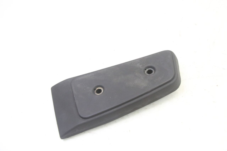 photo de CALE PIED AVANT DROIT PIAGGIO MP3 RL 250 (2007 - 2010)