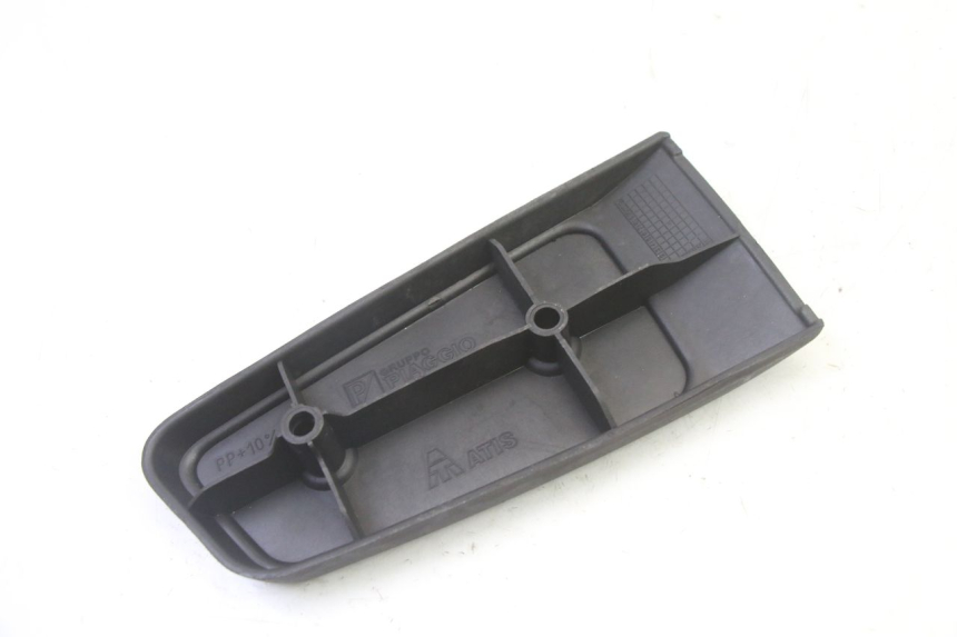 photo de CALE PIED AVANT DROIT PIAGGIO MP3 RL 250 (2007 - 2010)