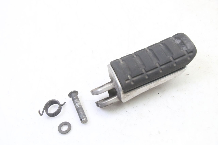 photo de CALE PIED AVANT DROIT HONDA NTV DEAUVILLE 650 (2001 - 2006)