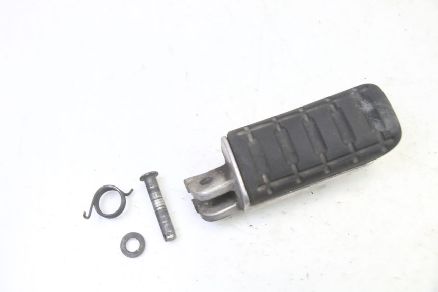 photo de CALE PIED AVANT DROIT HONDA NTV DEAUVILLE 650 (2001 - 2006)