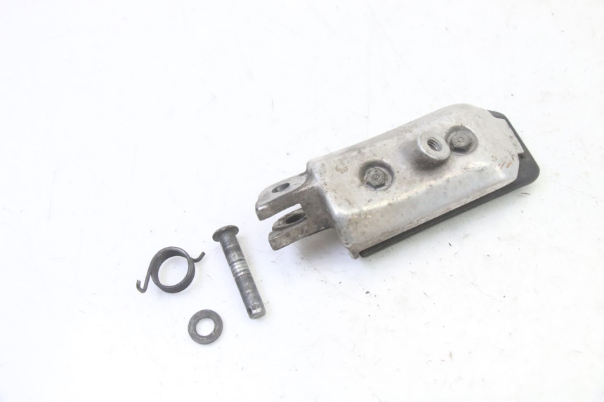 photo de CALE PIED AVANT DROIT HONDA NTV DEAUVILLE 650 (2001 - 2006)