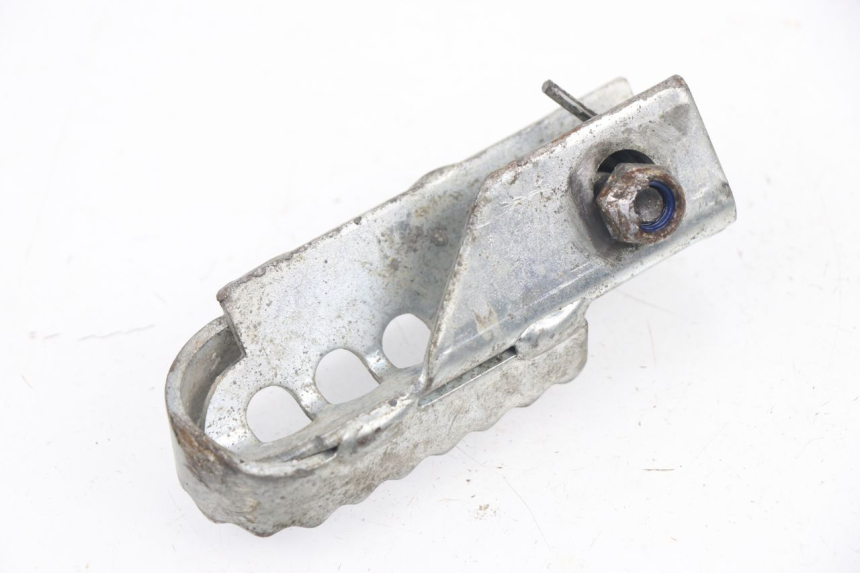 photo de CALE PIED AVANT DROIT DERBI SENDA SM DRD 50 (2008 - 2013) - Détail de la pièce
