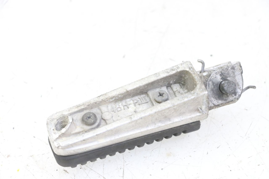 photo de CALE PIED AVANT DROIT YAMAHA XJ6 ABS 600 (2008 - 2016)