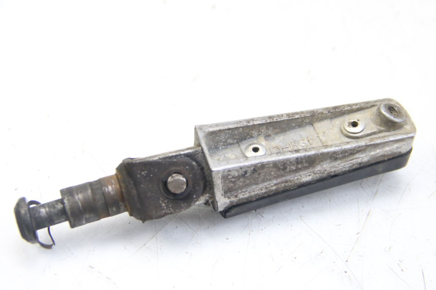 photo de CALE PIED AVANT GAUCHE YAMAHA FZS FAZER 600 (2001 - 2003)