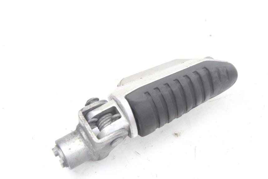 photo de CALE PIED AVANT GAUCHE SUZUKI GSX F GSXF 650 (2007 - 2015)