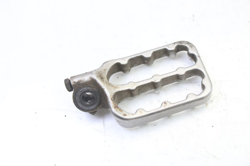 photo de CALE PIED AVANT GAUCHE KTM SUPERENDURO R 950 (2005 - 2009)