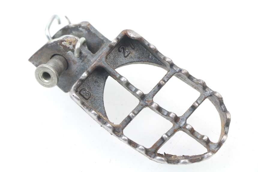 photo de CALE PIED AVANT GAUCHE YAMAHA YZ 125 (1998 - 2005)