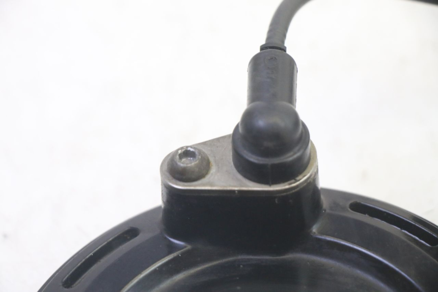 photo de CAPTEUR ABS ARRIERE YAMAHA FJR ABS 1300 (2006 - 2012) - Détail de la pièce