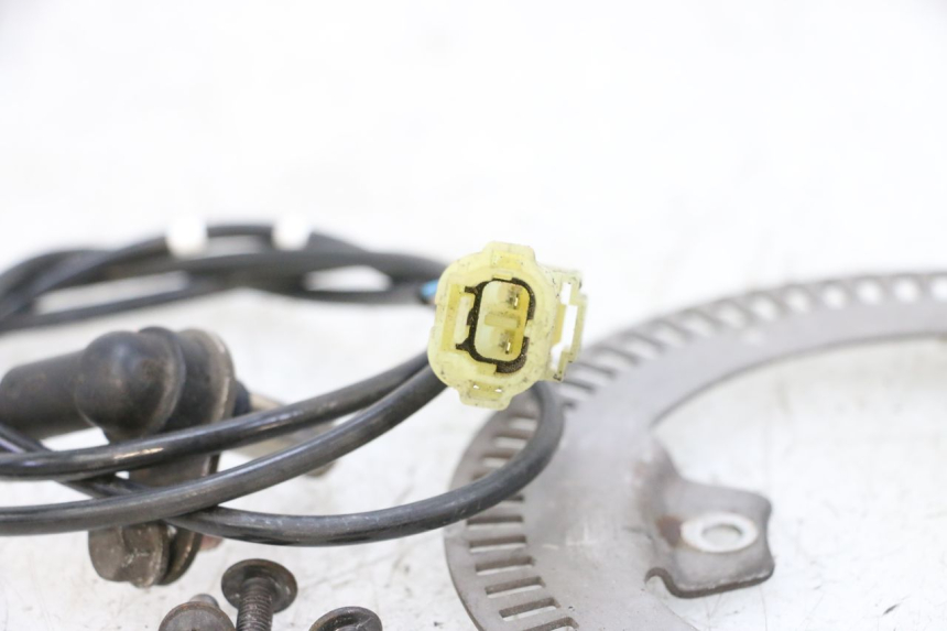 photo de CAPTEUR ABS ARRIERE PEUGEOT SATELIS 125 (2013 - 2018) - Zoom état d’usage