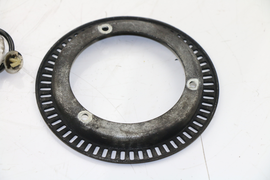 photo de CAPTEUR ABS AVANT HONDA SH 300 (2011) - État de surface