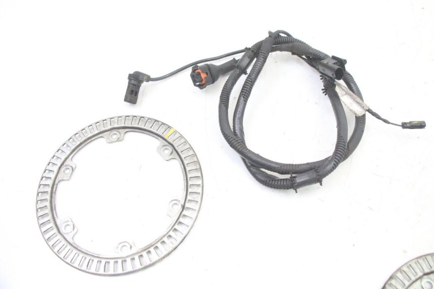 photo de CAPTEUR ABS AVANT PIAGGIO MP3 500 (2014 - 2016)