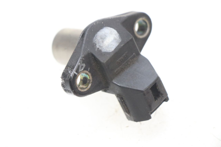 photo de CAPTEUR ARBRE A CAMES SUZUKI BURGMAN 650 (2002 - 2004)