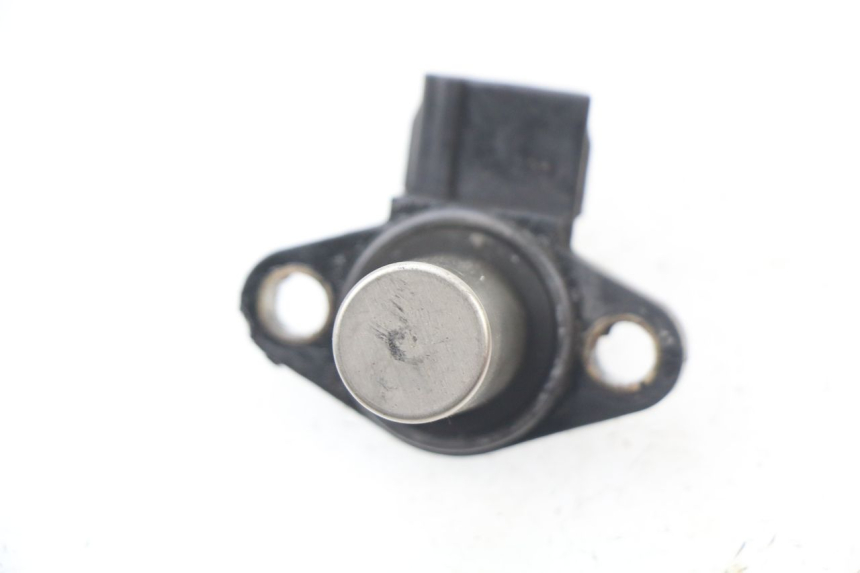 photo de CAPTEUR ARBRE A CAMES SUZUKI BURGMAN 650 (2002 - 2004)