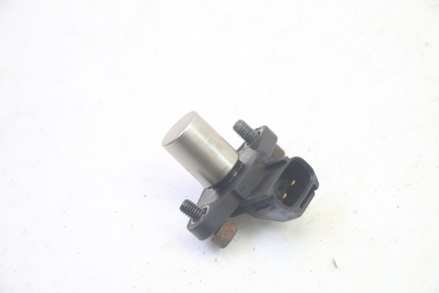 photo de CAPTEUR ARBRE A CAMES SUZUKI BURGMAN EXECUTIVE ABS 650 (2006 - 2012) - Vue principale