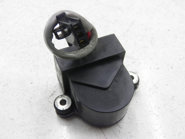 photo de CAPTEUR CHUTE HONDA FES PANTHEON 125 (2003 - 2007)