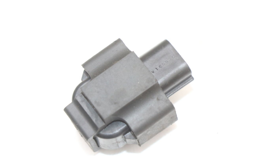 photo de CAPTEUR CHUTE KAWASAKI NINJA 400 (2018 - 2023) - Autre angle de vue