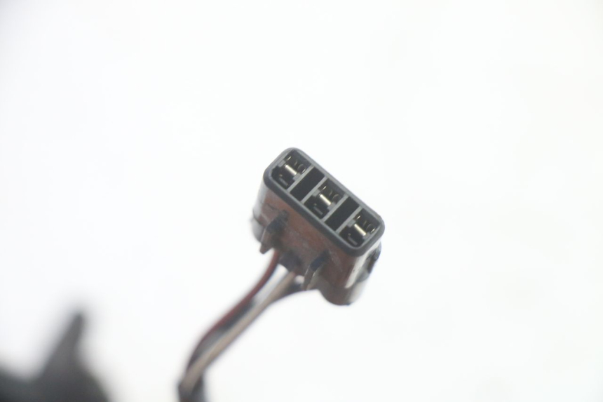 photo de CAPTEUR VITESSE SUZUKI DL V STROM 1000 (2002 - 2007) - Vue d’ensemble