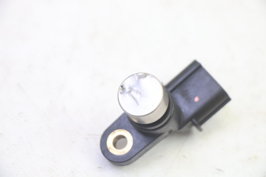 photo de CAPTEUR VITESSE HONDA FES S-WING SWING ABS 125 (2007 - 2015)