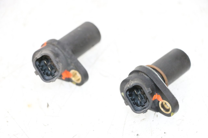 photo de CAPTEUR VITESSE PIAGGIO MP3 HPE 300 (2019 - 2026) - Autre angle de vue