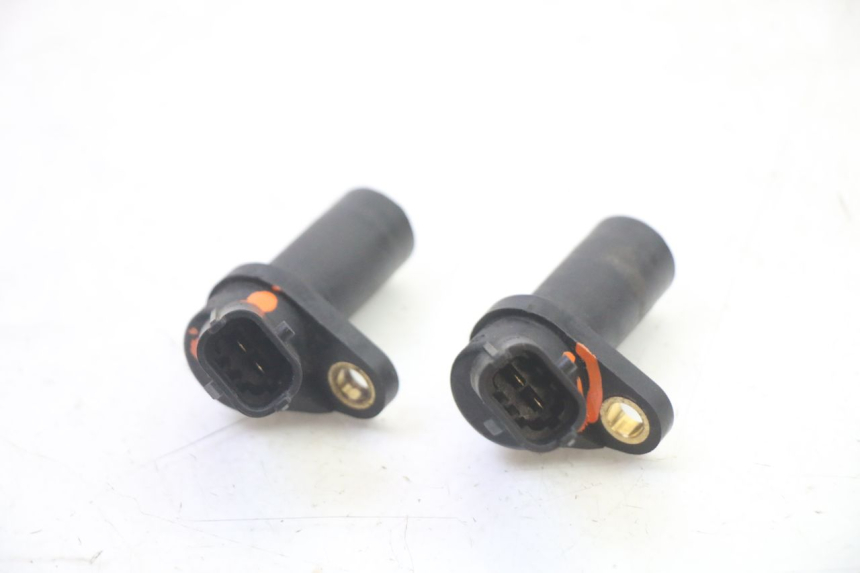 photo de CAPTEUR VITESSE PIAGGIO MP3 RL 250 (2007 - 2010)