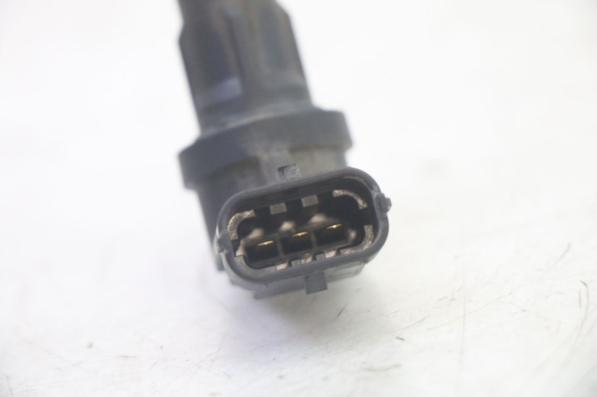 photo de CAPTEUR VITESSE PIAGGIO XEVO - X EVO 125 (2007 - 2017) - Gros plan technique