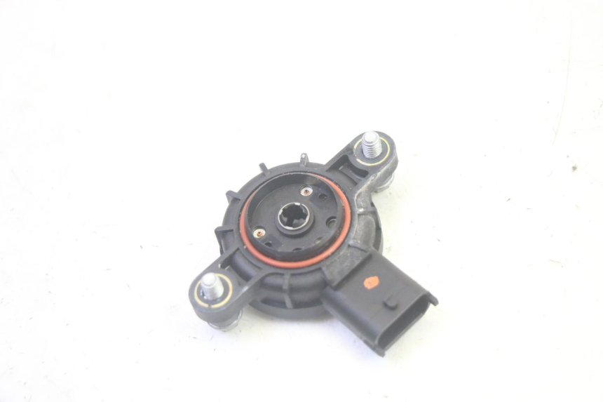photo de CAPTEUR DE POSITION ROLL LOCK PIAGGIO MP3 RL 250 (2007 - 2010) - Zoom état d’usage