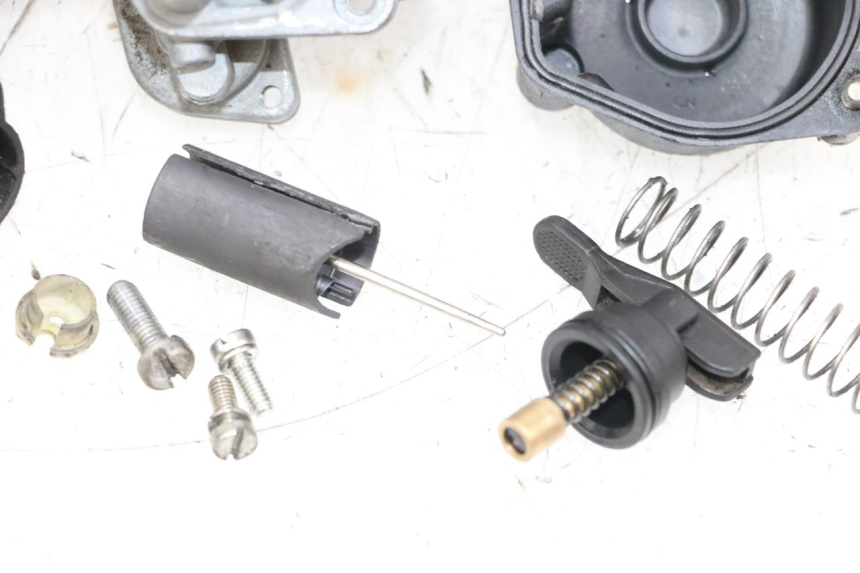 photo de CARBURATEUR MBK BOOSTER SPIRIT NAKED 50 (2004 - 2017) - Photo complémentaire