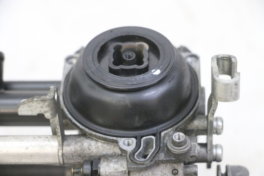 photo de CARBURATEUR HONDA CBF 500 (2004 - 2007)